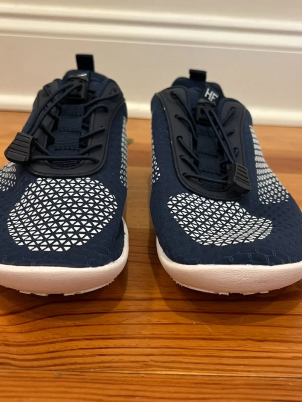 Lightweight Navy Blue Training Sneakers